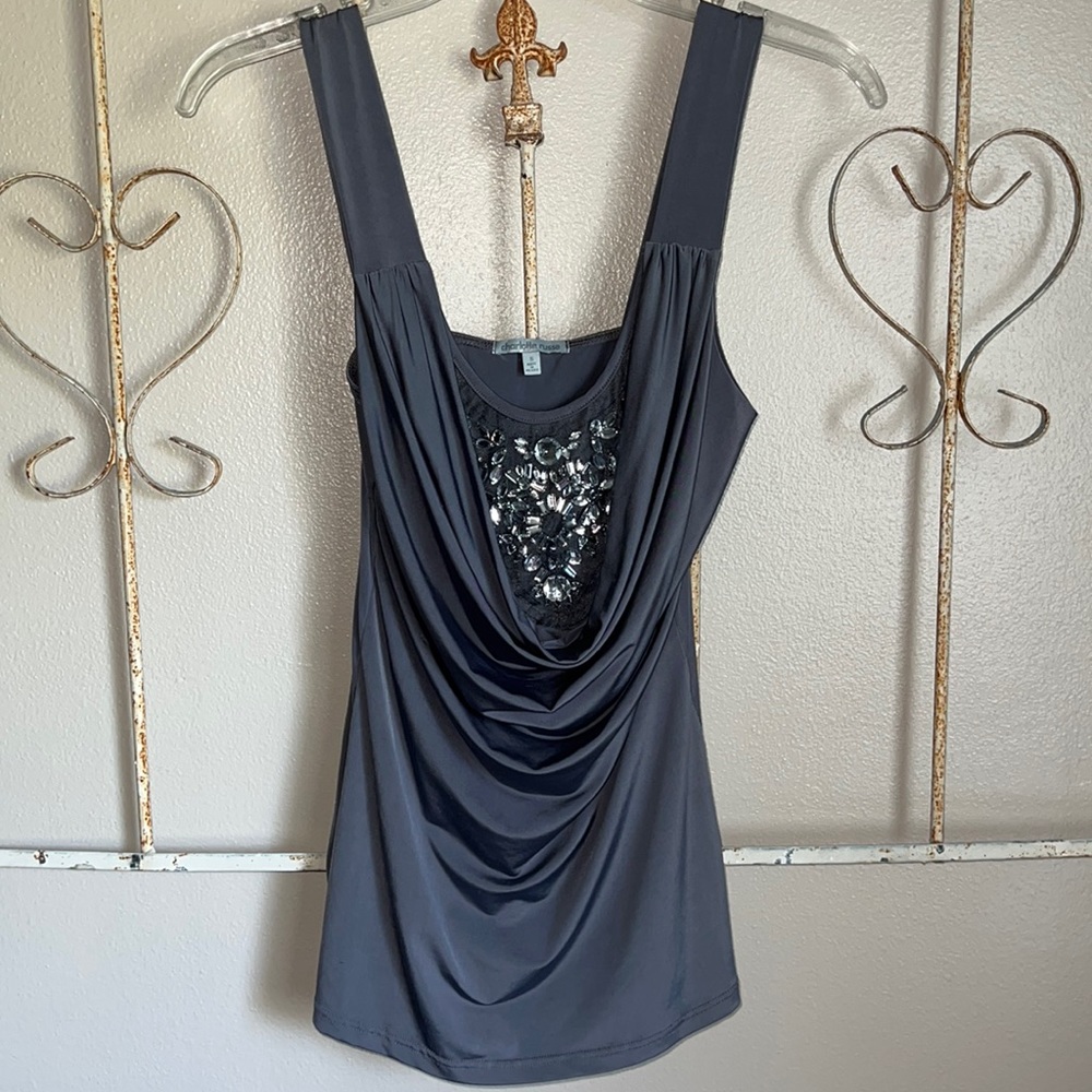 CHARLOTTE RUSSE. SLEEVELESS TOP WITH EMBELLISHMENTS. SIZE S